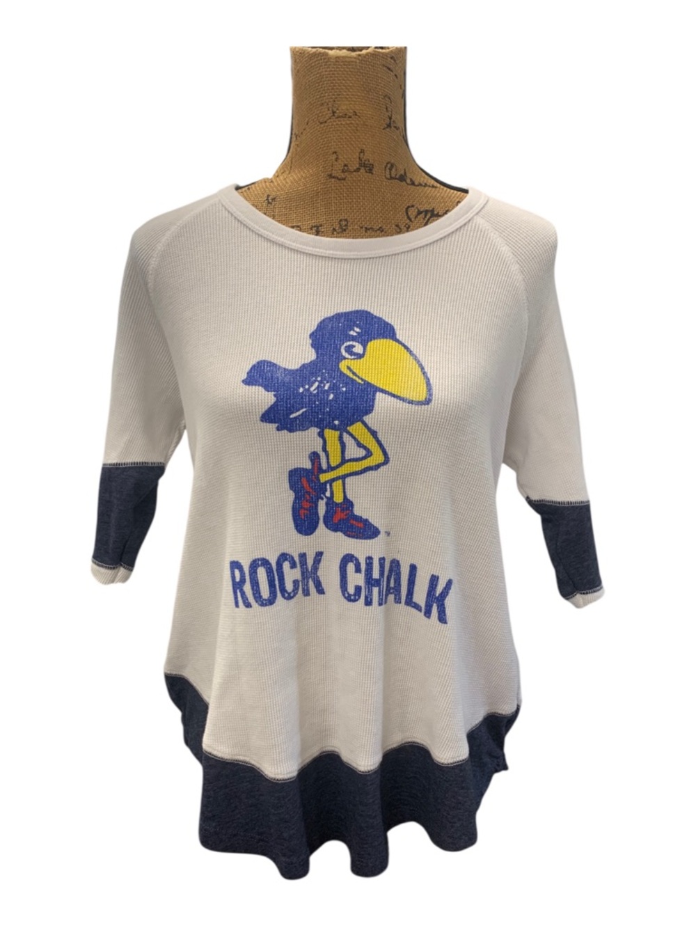 The Original Retro Brand Kansas Jayhawks Raglan Sleeve Women’s Top sz-XS